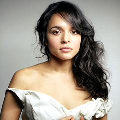 泰迪熊NorahJones