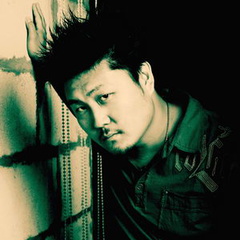 肚爸爸生子记示威超人