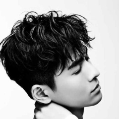 一九四二书记小韩