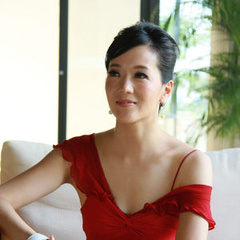 浪漫樱花迪斯科外美女