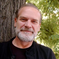 朱莉娅的眼睛Isaac