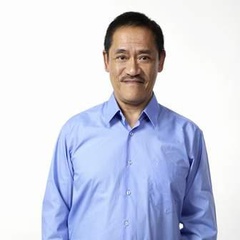 港囧电梯老伯