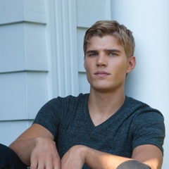 超凡蜘蛛侠FlashThompson