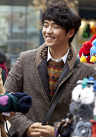 两个婚礼一个葬礼演员表闵秀剧照图片