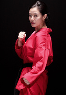 踢出一片天演员表尹剧照图片