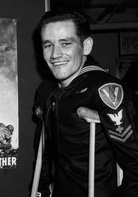 父辈的旗帜演员表约翰·布拉德利剧照图片