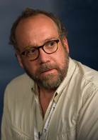 末日崩塌演员表劳伦斯剧照图片