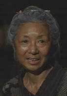望乡演员表阿崎婆（老年）剧照图片