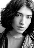 壁花少年演员表Patric剧照图片