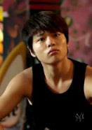 街舞小子演员表瘦猴剧照图片