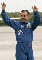 宇宙兄弟演员表日本航天员剧照图片