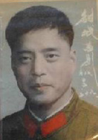 高山下的花环演员表靳开来剧照图片