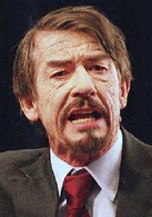 V字仇杀队演员表亚当·苏特勒剧照图片