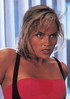 宇宙威龙演员表洛瑞剧照图片