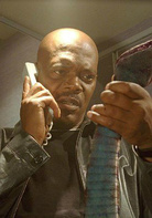 空中蛇灾演员表尼维利·费恩剧照图片