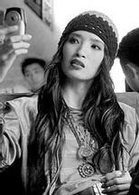 独自等待演员表李静剧照图片