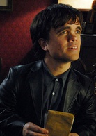 葬礼上的死亡演员表彼得剧照图片