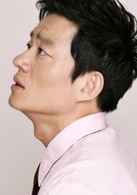 比悲伤更悲伤的故事演员表朱焕剧照图片