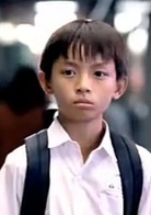 小孩不笨演员表国宾剧照图片