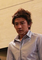 冷瞳演员表钟伟强剧照图片