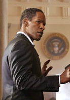 惊天危机演员表詹姆斯·索耶剧照图片