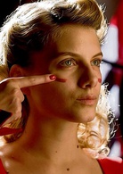 无耻混蛋演员表索莎娜剧照图片