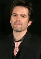 破绽 演员表罗布·纽奈利剧照图片