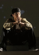 蓝色骨头演员表钟华剧照图片