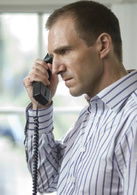 杀手没有假期演员表哈利剧照图片