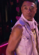 12金鸭演员表黑剧照图片