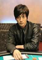 拥抱黄金飞翔/抱着黄金飞翔演员表北川春树剧照图片