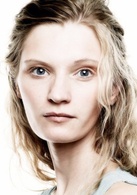 蜂鸟特攻演员表克里斯蒂娜剧照图片