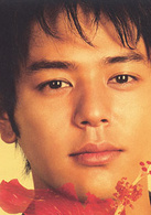 泪光闪闪演员表新垣洋太剧照图片