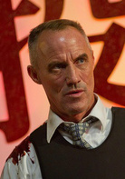 暂告安全演员表Captain Wolf剧照图片