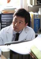 临终的委托演员表高井则之剧照图片