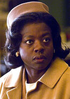 虐童疑云演员表米勒夫人剧照图片