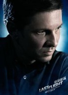 绝命航班演员表伊森剧照图片