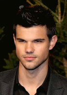 暮光之城：破晓（上）演员表雅各布剧照图片