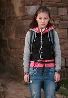 《枕边有张脸》演员表小雯剧照图片