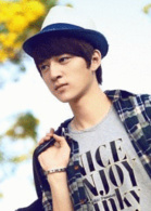 青春期演员表阿卓剧照图片