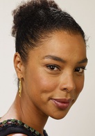 重返地球演员表Faia Raige剧照图片