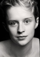 蜂鸟特攻演员表伊莎贝尔 剧照图片