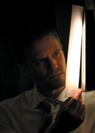 终极面试演员表White剧照图片