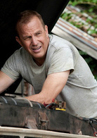 超人：钢铁之躯演员表乔纳森·肯特剧照图片