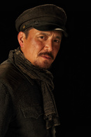 战火中的芭蕾演员表王成化剧照图片