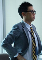 寄生人演员表张小春剧照图片