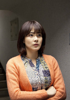 两个婚礼一个葬礼演员表瑞英剧照图片