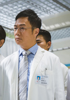 三人行演员表霍显辉剧照图片