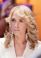 百战天虫演员表薇姬·圣艾尔墨剧照图片