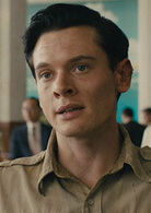 坚不可摧演员表路易斯·赞佩里尼剧照图片